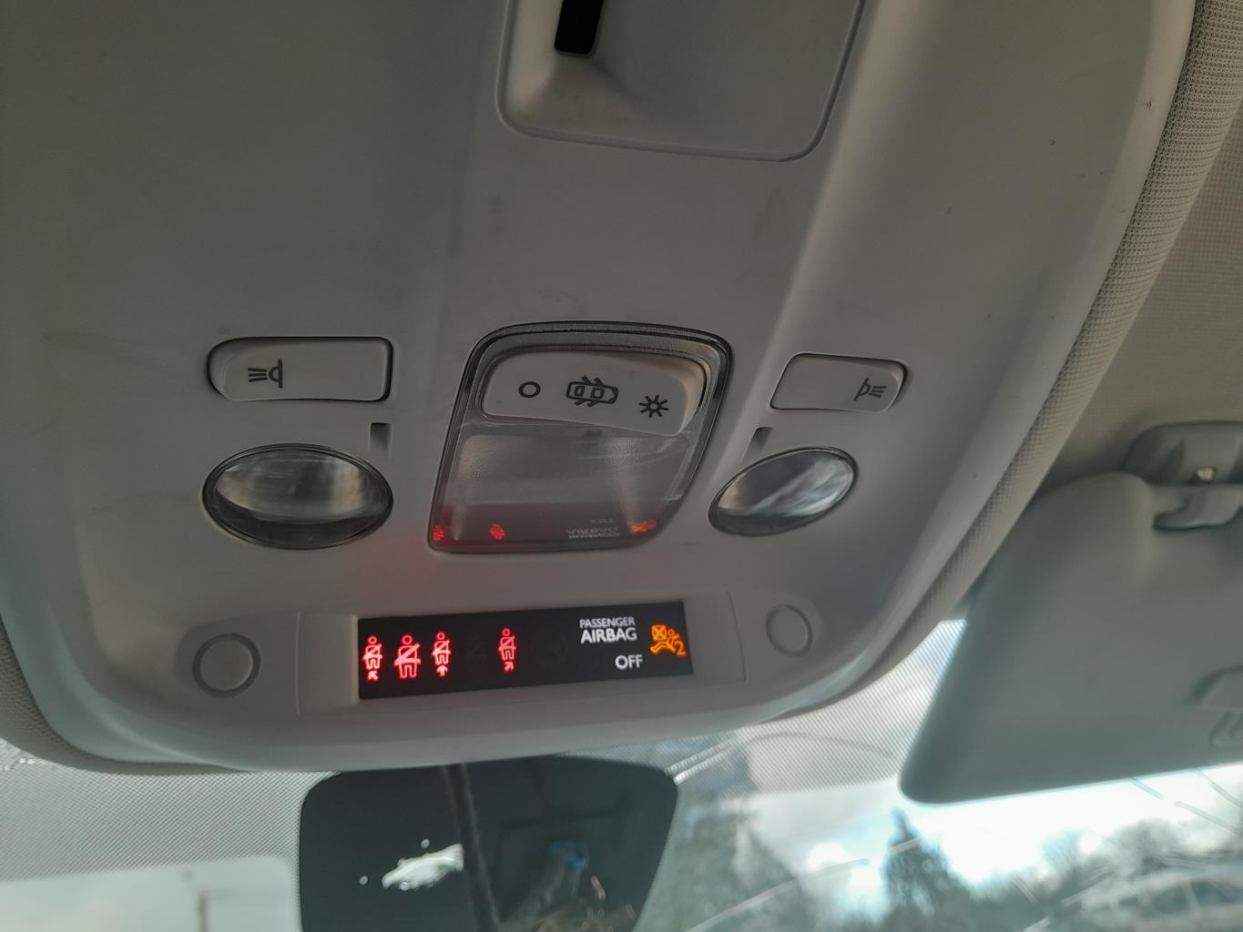 Eclairage de plafonnier PEUGEOT 308 2 PHASE 1 Diesel - 1