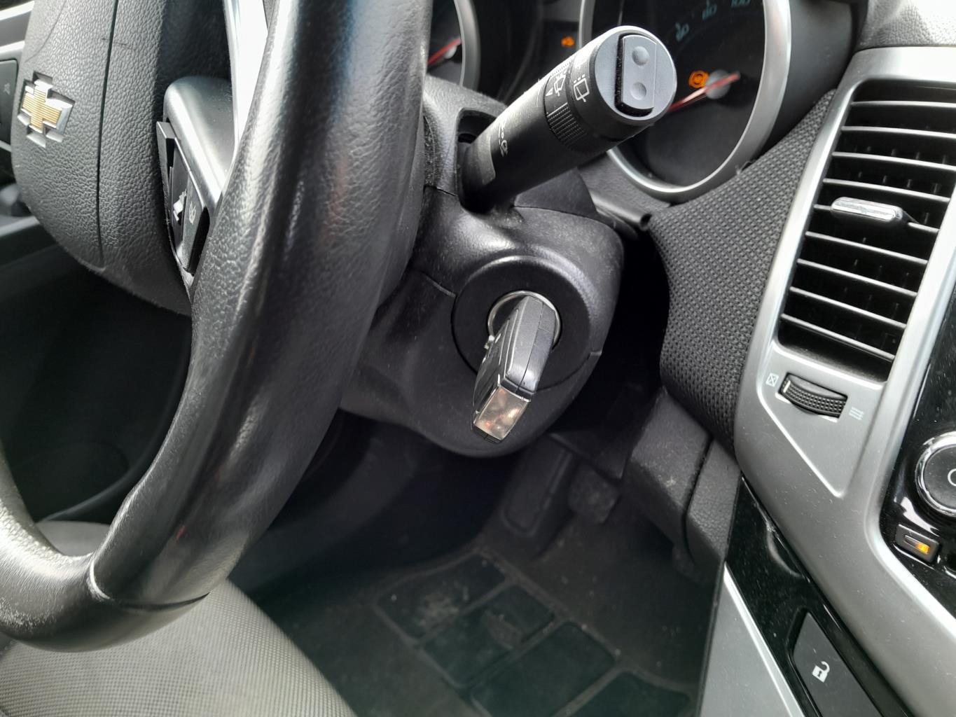 Commodo phare CHEVROLET CRUZE PHASE 1 Essence - 1