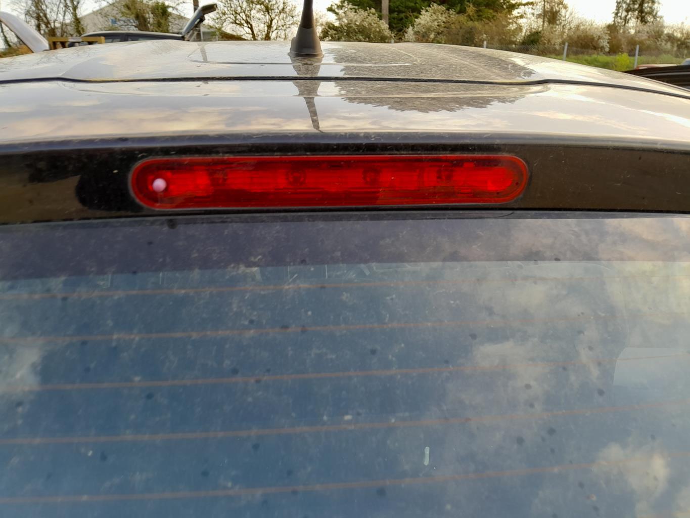 Feu arriere stop central CITROEN C3 3 PHASE 1 Essence - 1