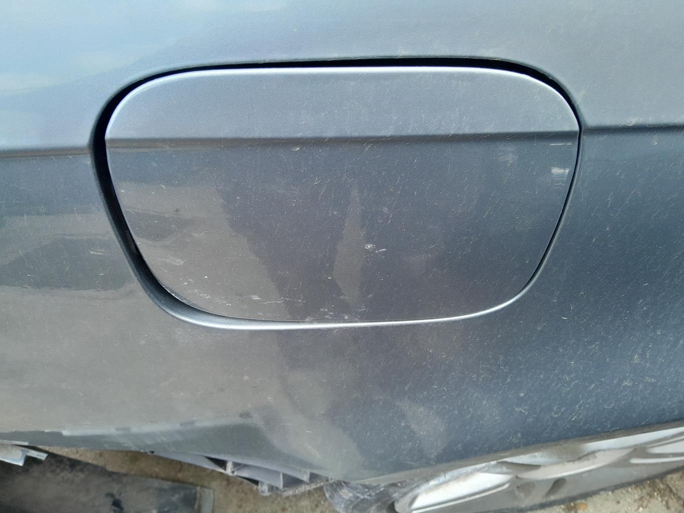 Trappe d'essence AUDI A4 2 AVANT PHASE 2 BREAK Diesel - 1