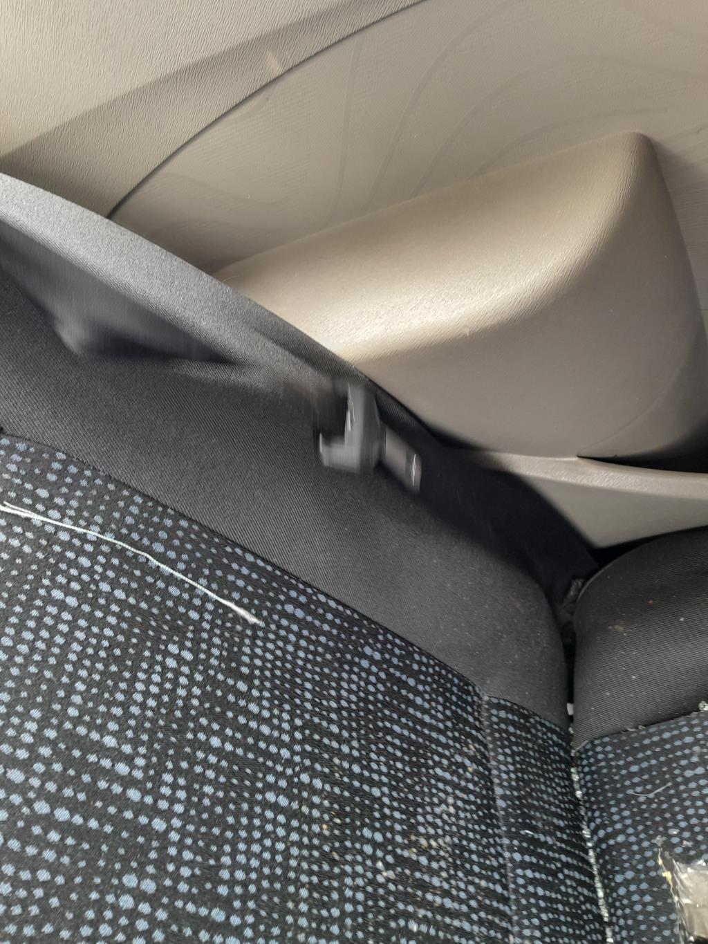 Ceinture arriere gauche RENAULT TWINGO 2 PHASE 1 Essence - 1