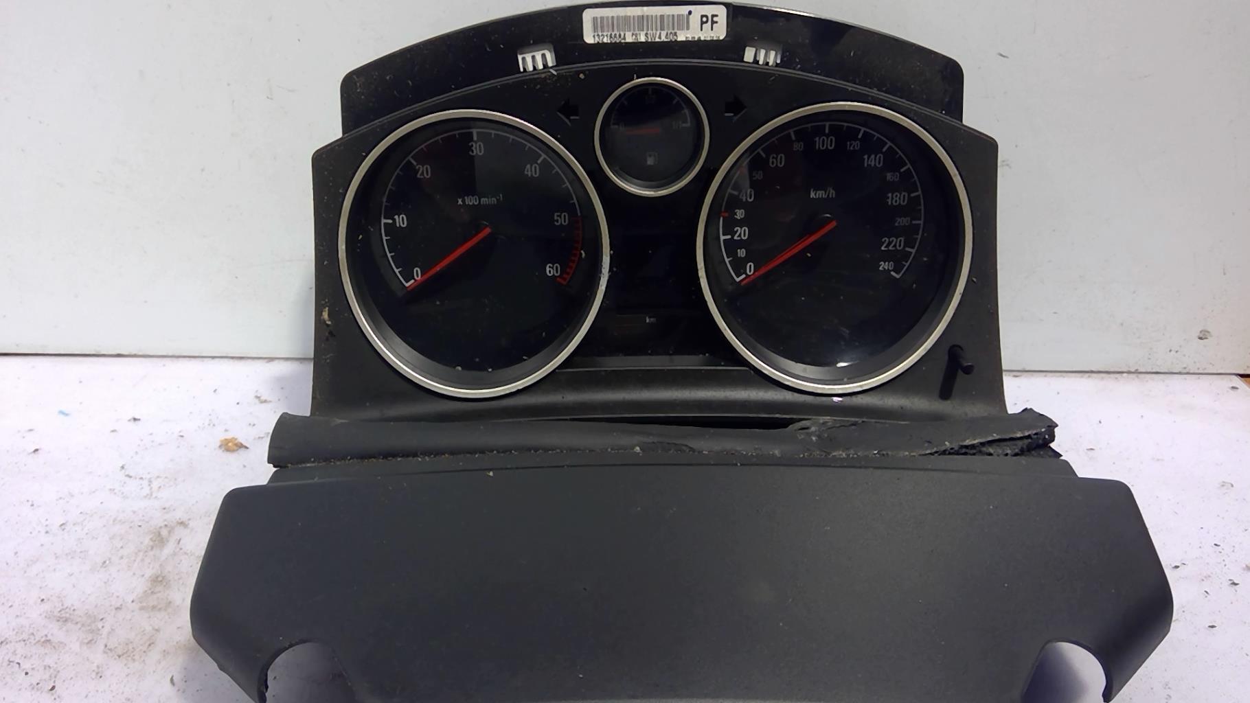 Compteur OPEL ASTRA H GTC PHASE 1 Diesel - 1