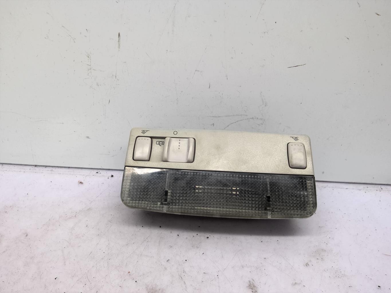 Eclairage de plafonnier VOLKSWAGEN GOLF 4 Diesel - 1