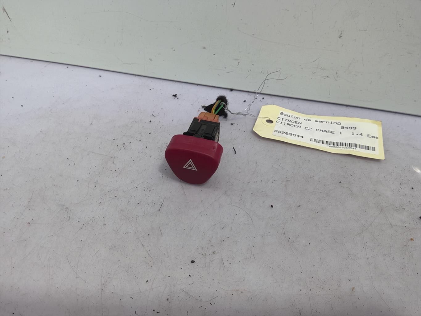 Bouton de warning CITROEN C2 PHASE 1 Essence - 1