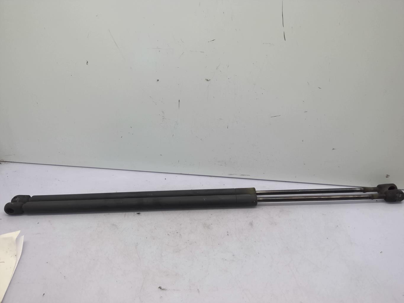 Verin de coffre FORD FIESTA 5 PHASE 1 Essence - 1