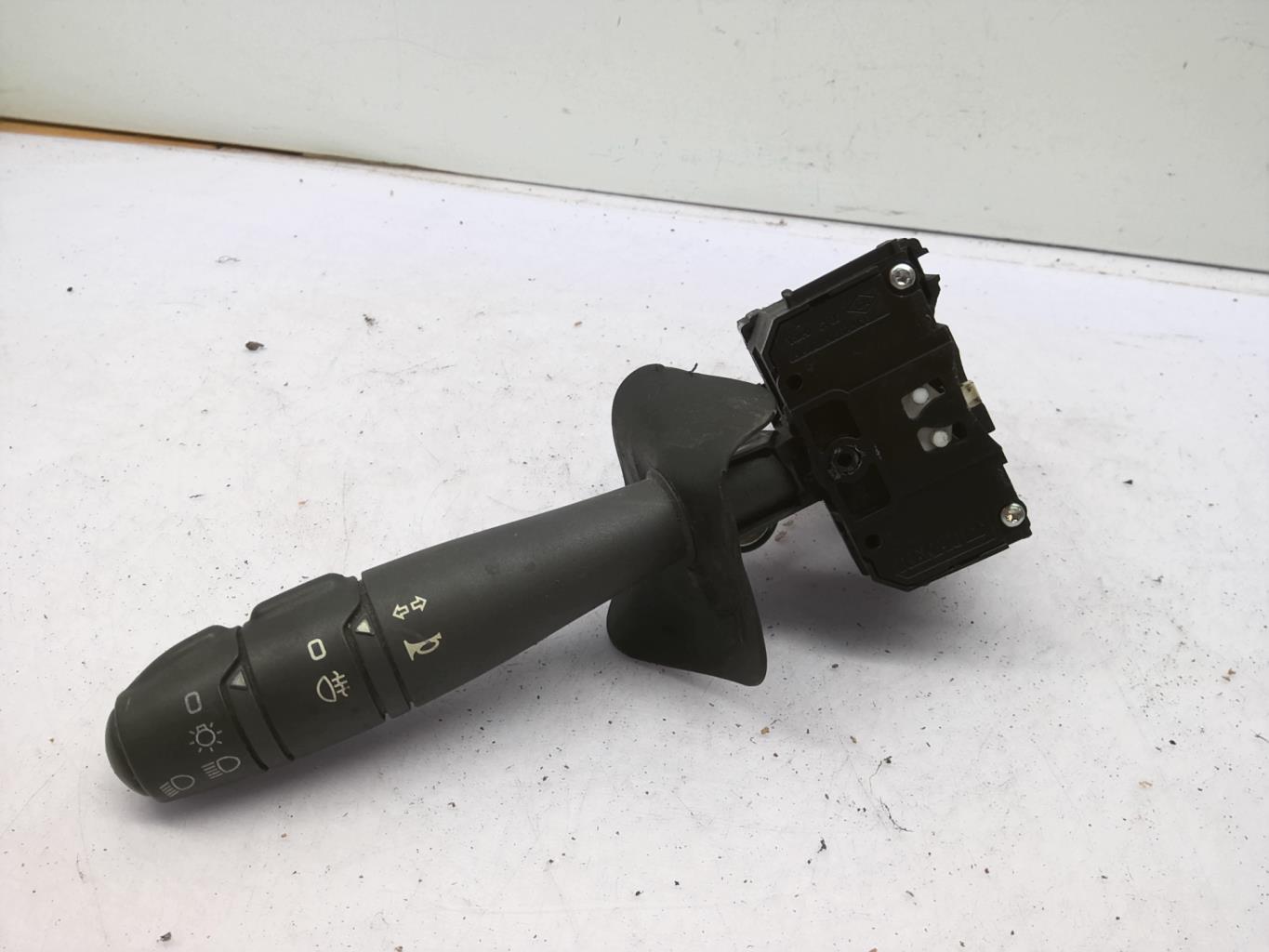 Commodo phare RENAULT CLIO 2 PHASE 1 Essence - 1
