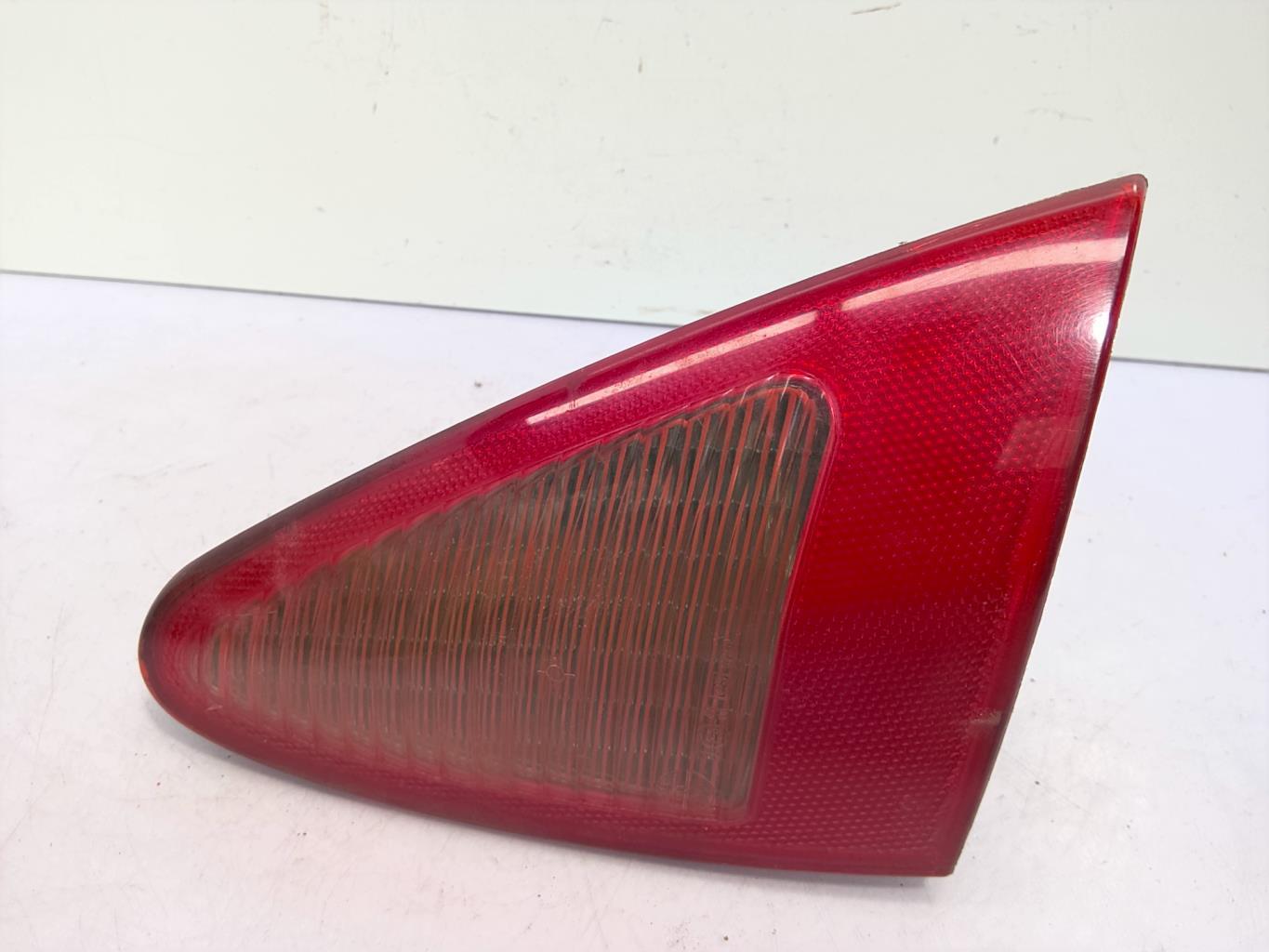 Feu arriere secondaire droit (feux) ALFA ROMEO 147 PHASE 1 Diesel - 1