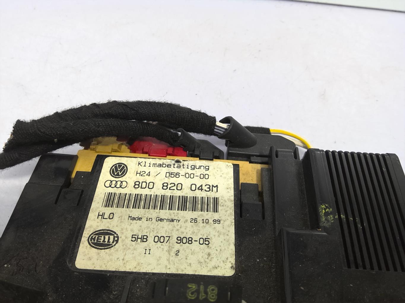Commande chauffage AUDI A4 1 PHASE 2 Diesel - 1