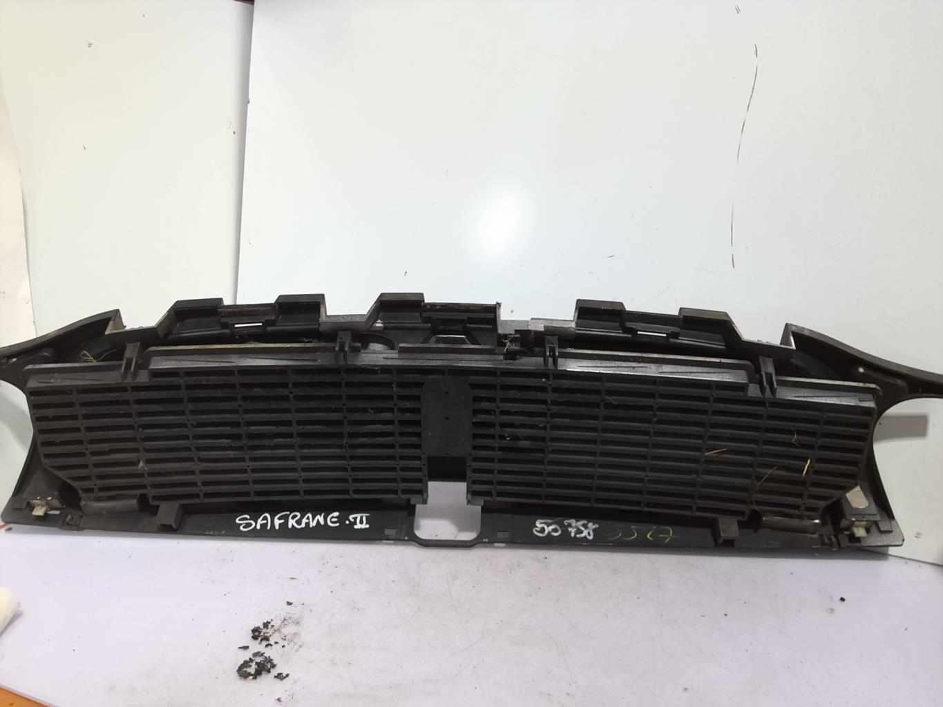 Calandre RENAULT SAFRANE PHASE 2 Diesel - 1