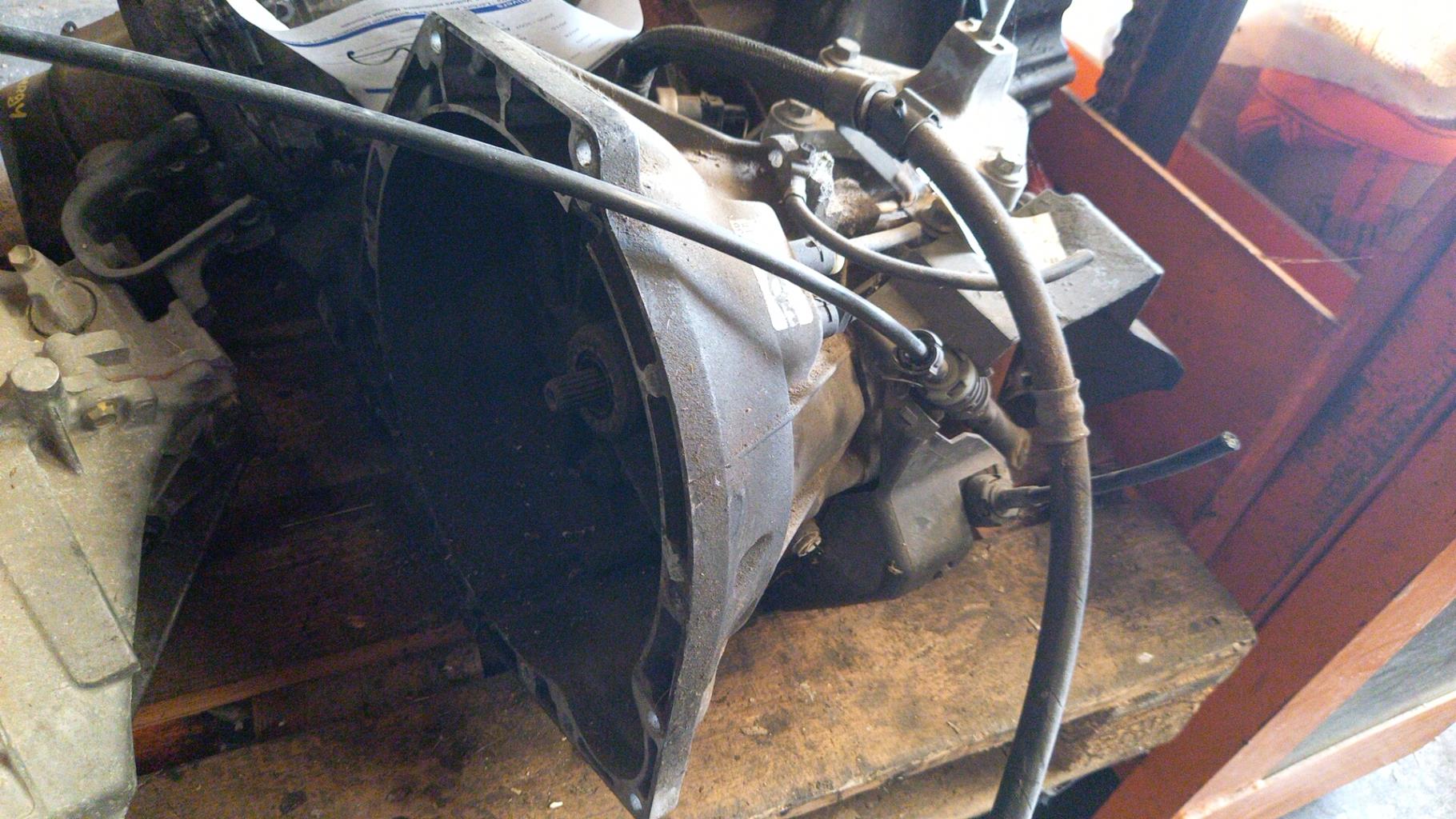 Boite de vitesses FORD FIESTA 5 PHASE 1 Essence - 1