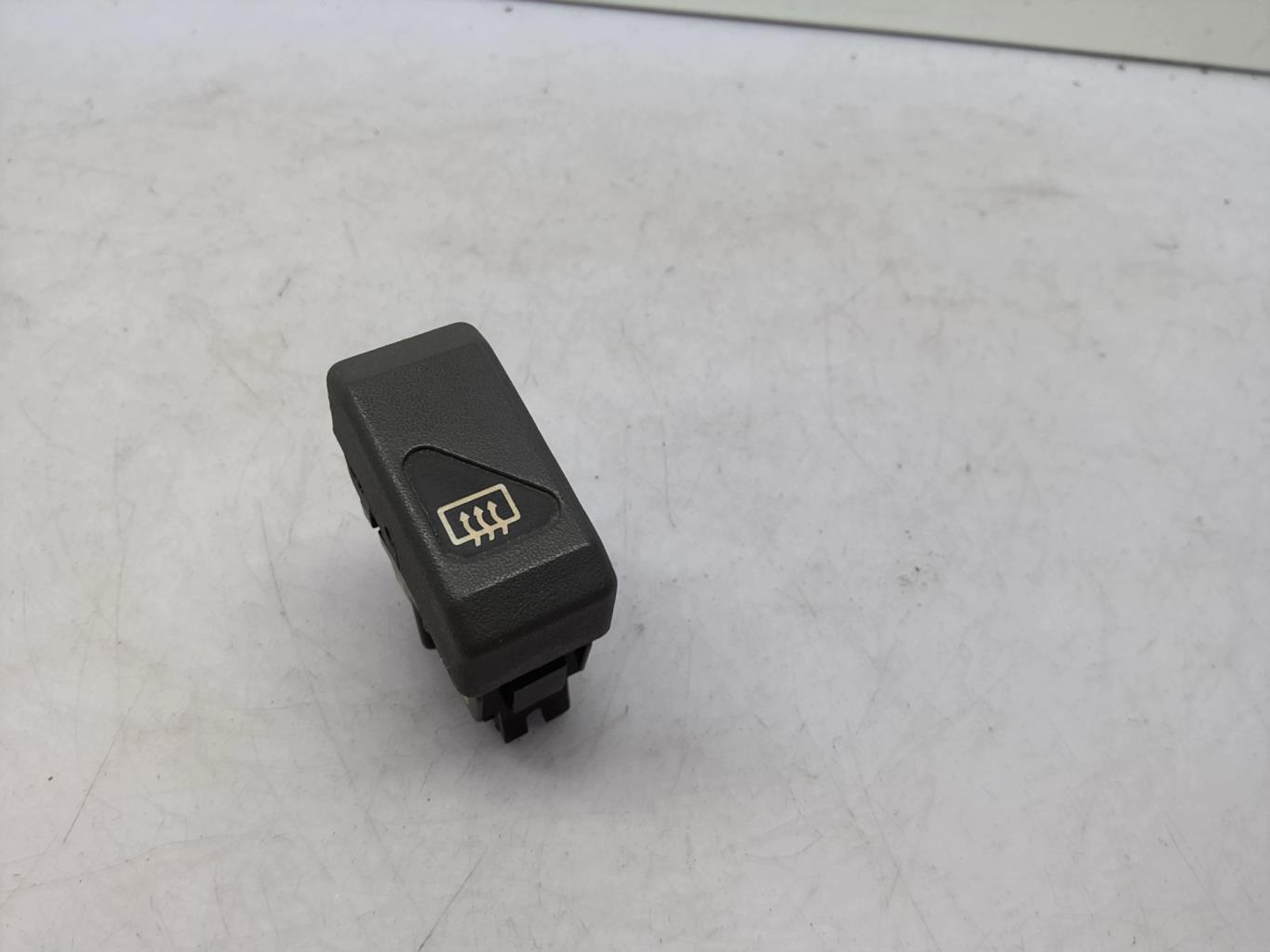 Commande degivrage lunette arriere RENAULT CLIO 1 PHASE 3 Essence - 1