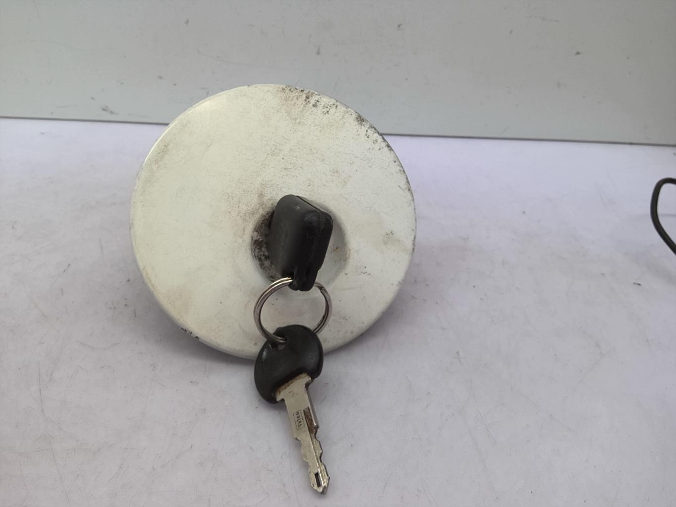 Bouchon de carburant RENAULT CLIO 1 PHASE 3 Essence - 1