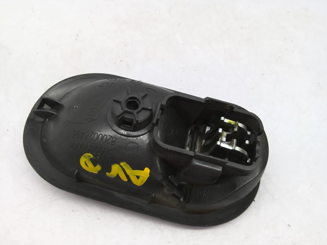 Poignee interieur avant droit RENAULT CLIO 1 PHASE 3 Essence - 1