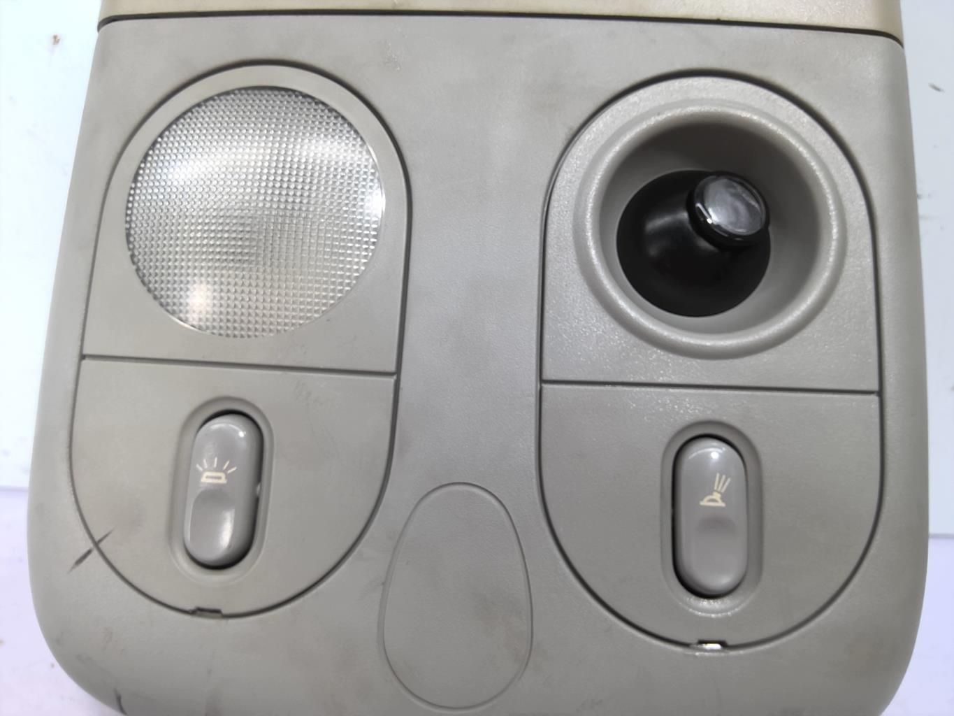 Eclairage de plafonnier RENAULT ESPACE 3 Diesel - 1