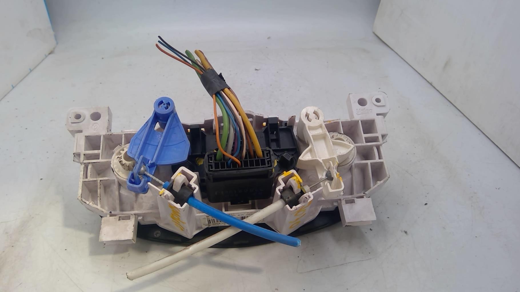 Commande chauffage DACIA SANDERO 1 Essence/GPL - 1