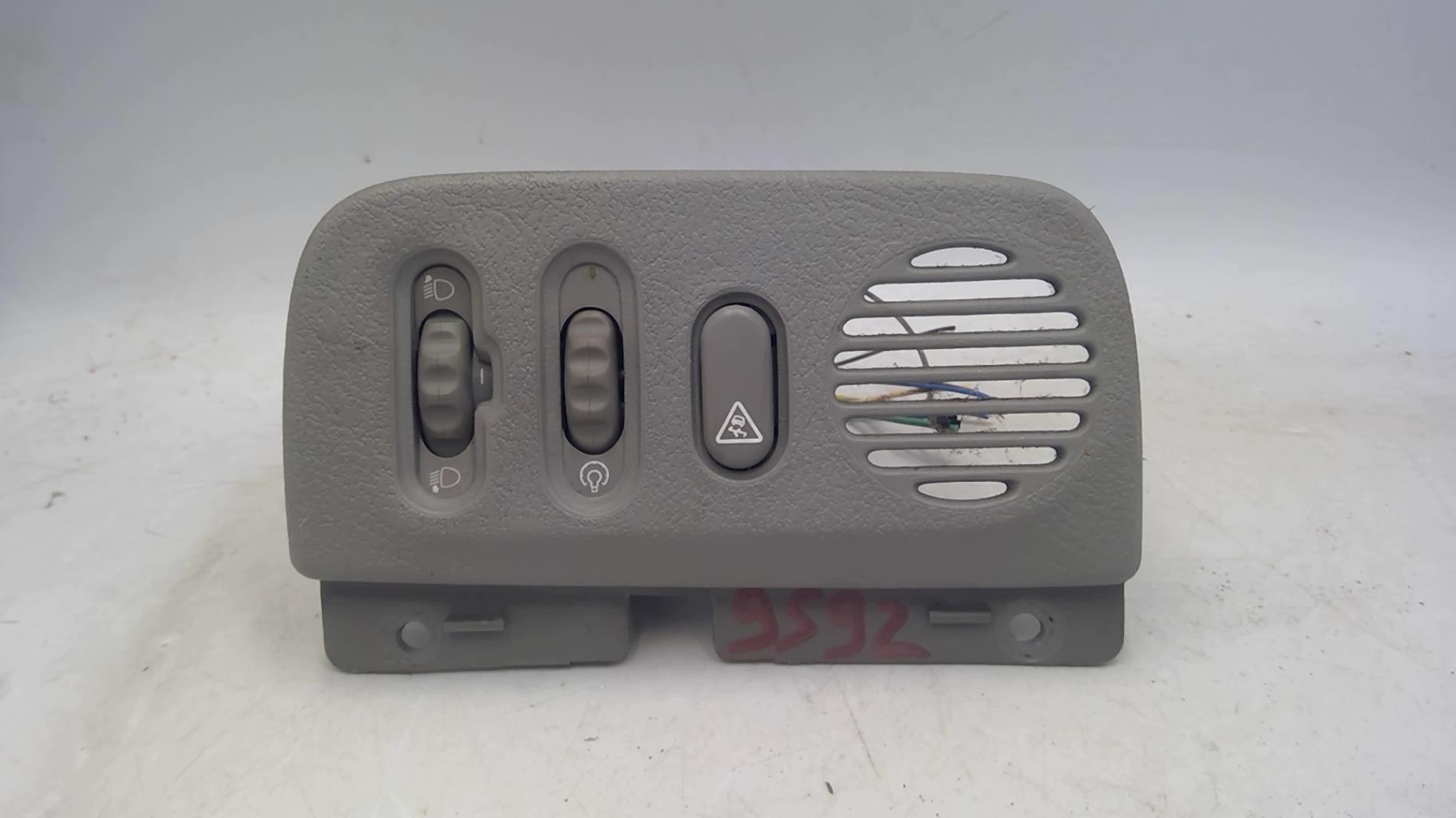 Commande de reglage hauteur de phare RENAULT SCENIC 1 PHASE 2 Diesel - 1