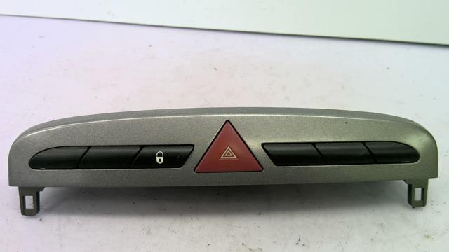 Bouton de warning PEUGEOT 308 1 PHASE 1 Diesel - 1
