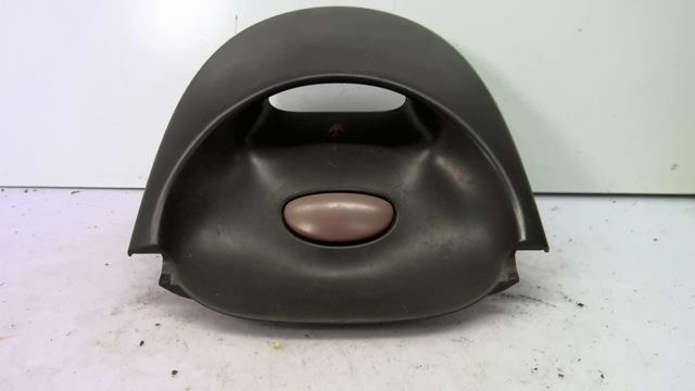 Bouton de warning PEUGEOT 206 PHASE 1 Essence - 1