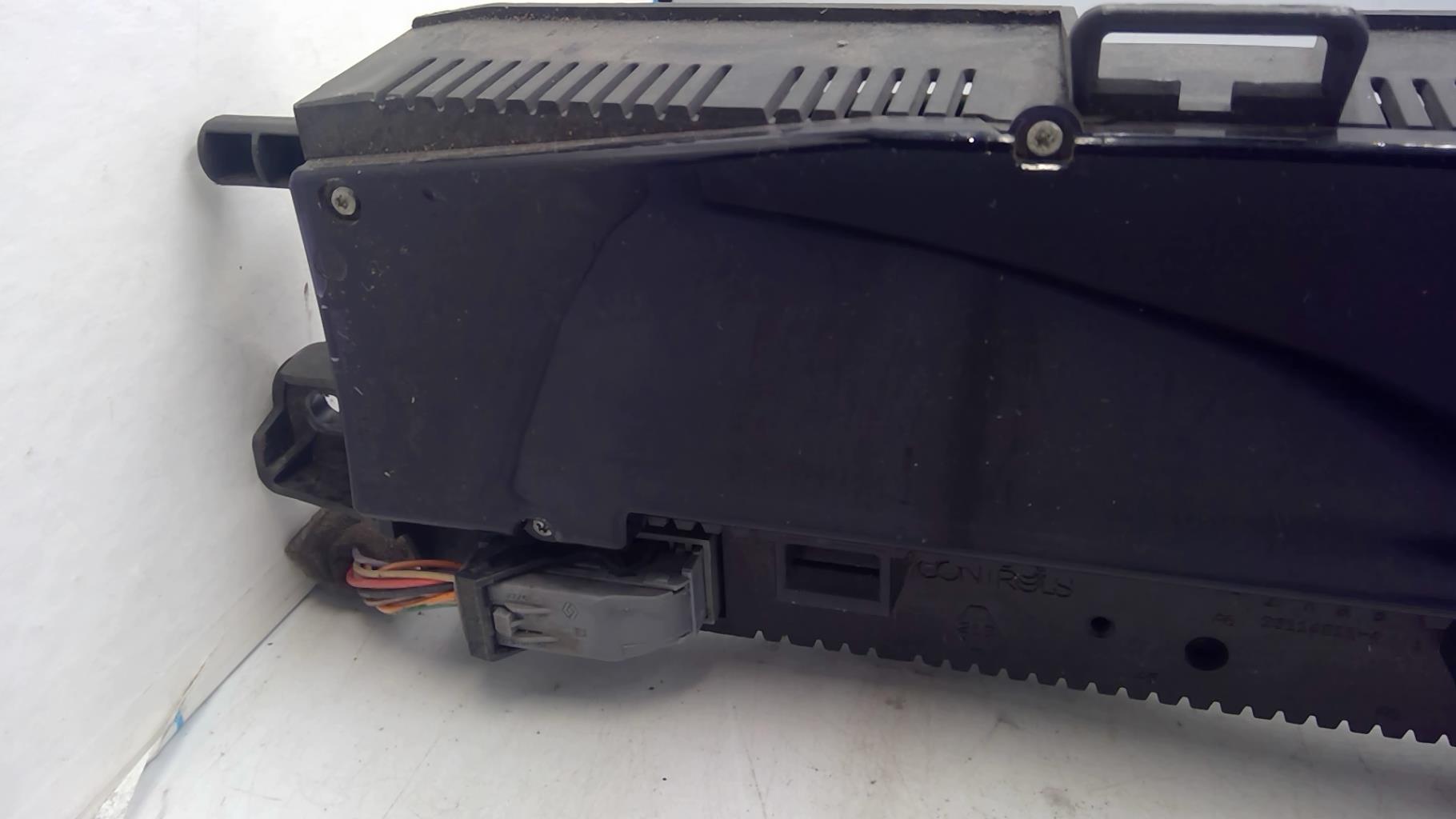 Compteur RENAULT GRAND SCENIC 2 PHASE 2 Diesel - 1
