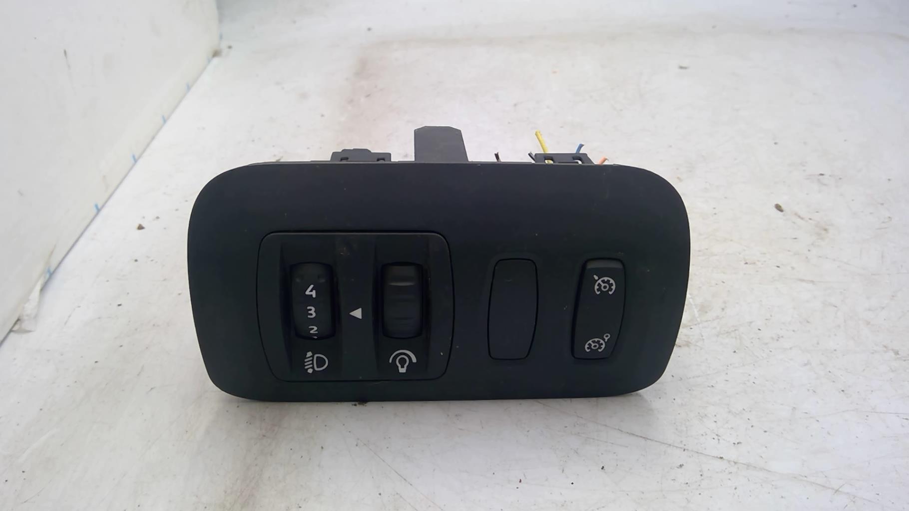 Commande de reglage hauteur de phare RENAULT MEGANE 2 PHASE 2 BREAK Diesel - 1