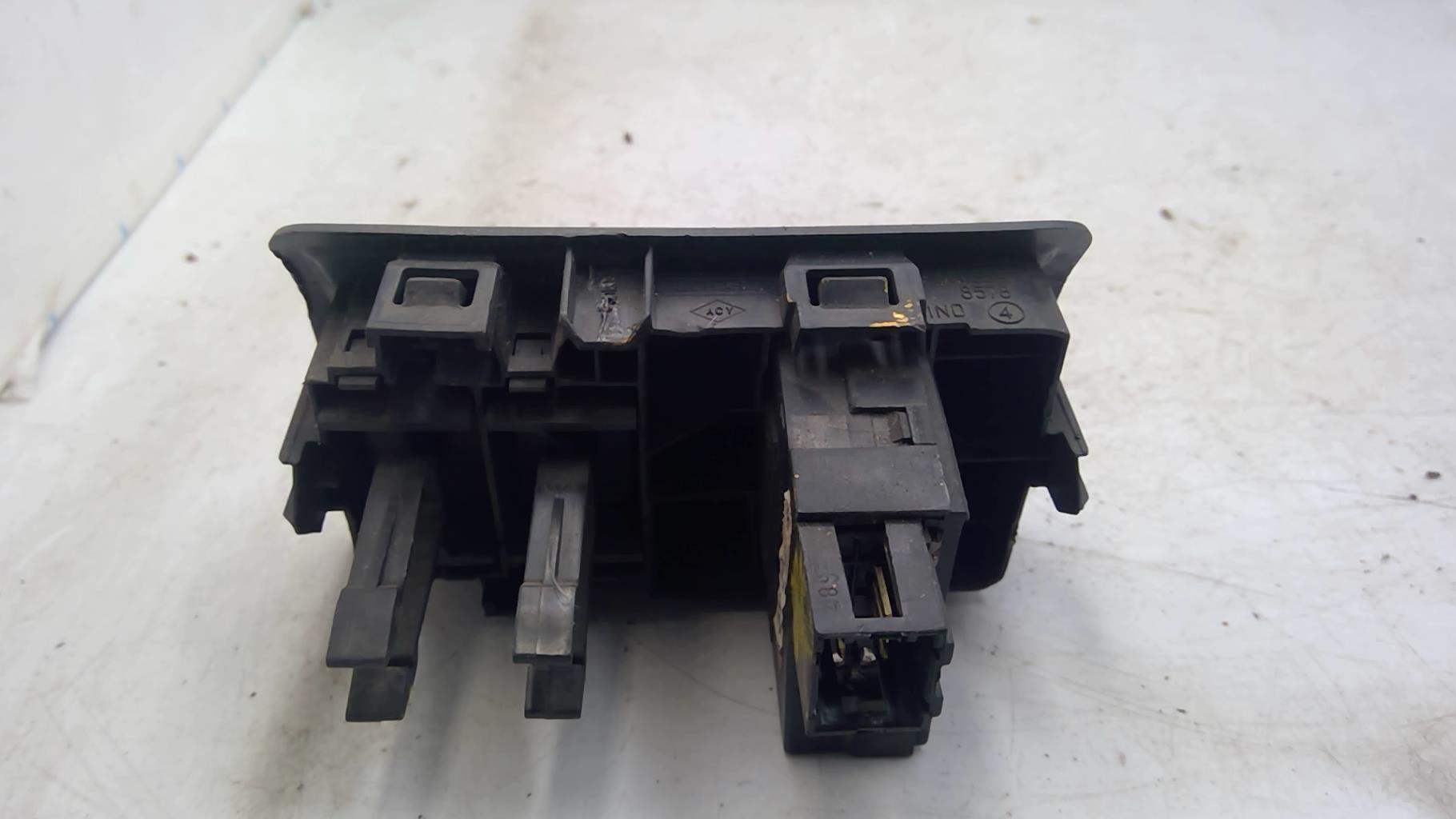 Commande de reglage hauteur de phare RENAULT CLIO 3 PHASE 2 Diesel - 1