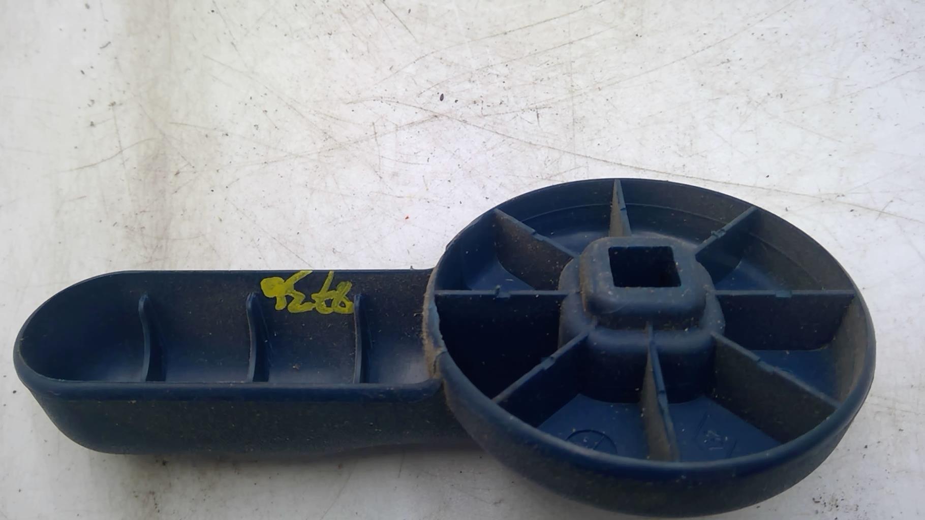 Commande de reglage de siege RENAULT TWINGO 1 PHASE 1 Essence - 1
