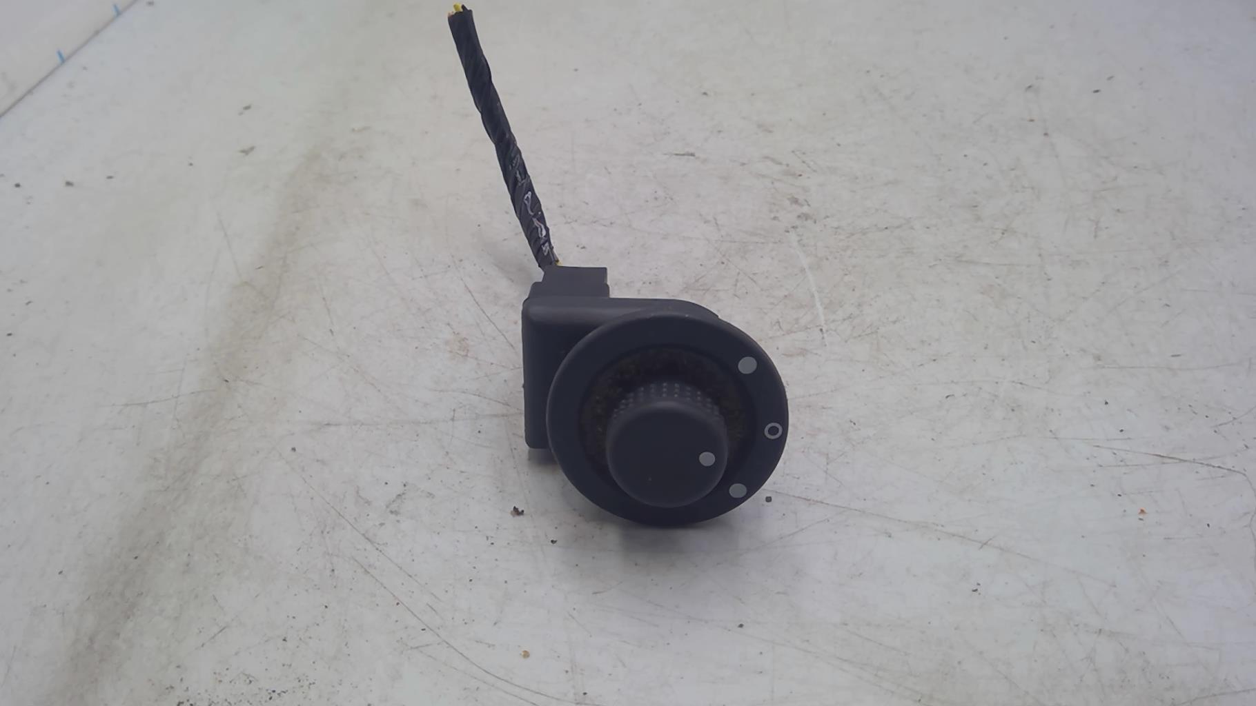 Commande retroviseurs DACIA LOGAN MCV 1 PHASE 1 BREAK Diesel - 1