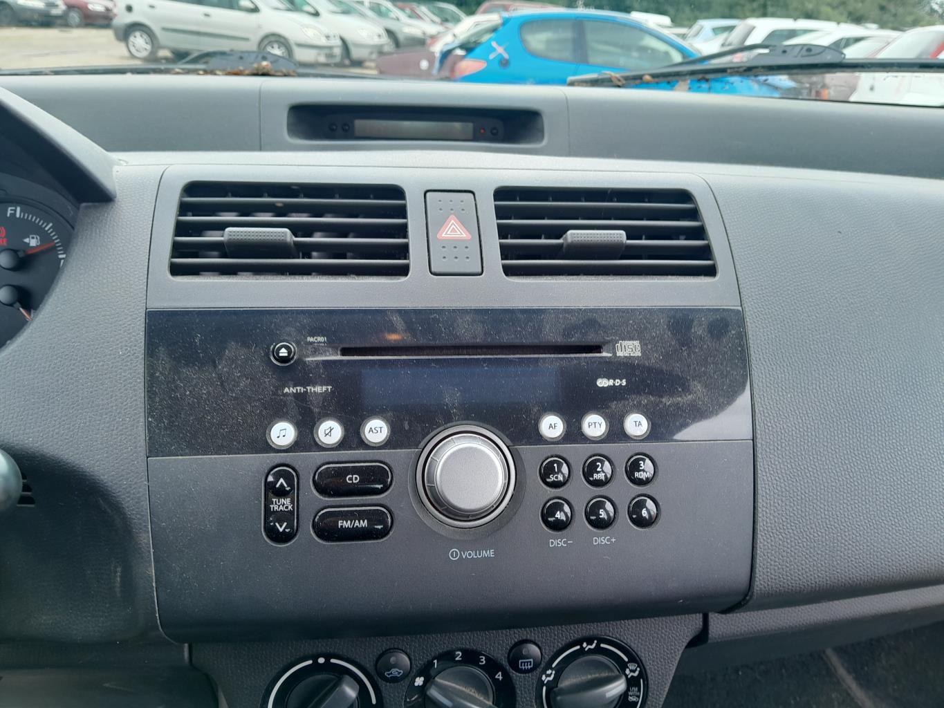 Autoradio d'origine SUZUKI SWIFT 3 Essence - 1