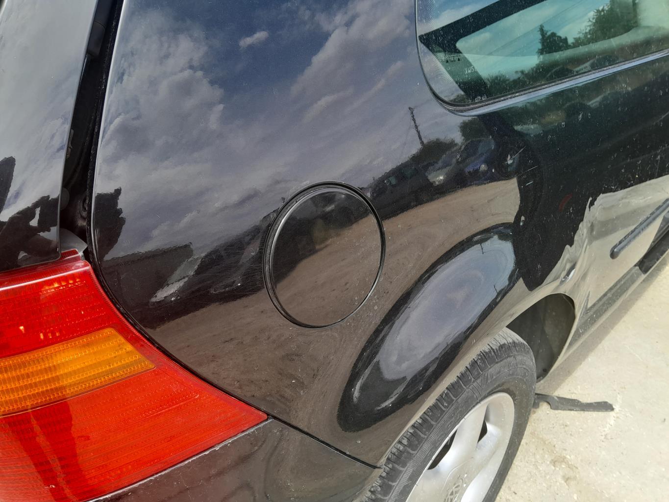 Trappe d'essence VOLKSWAGEN GOLF 4 Essence - 1