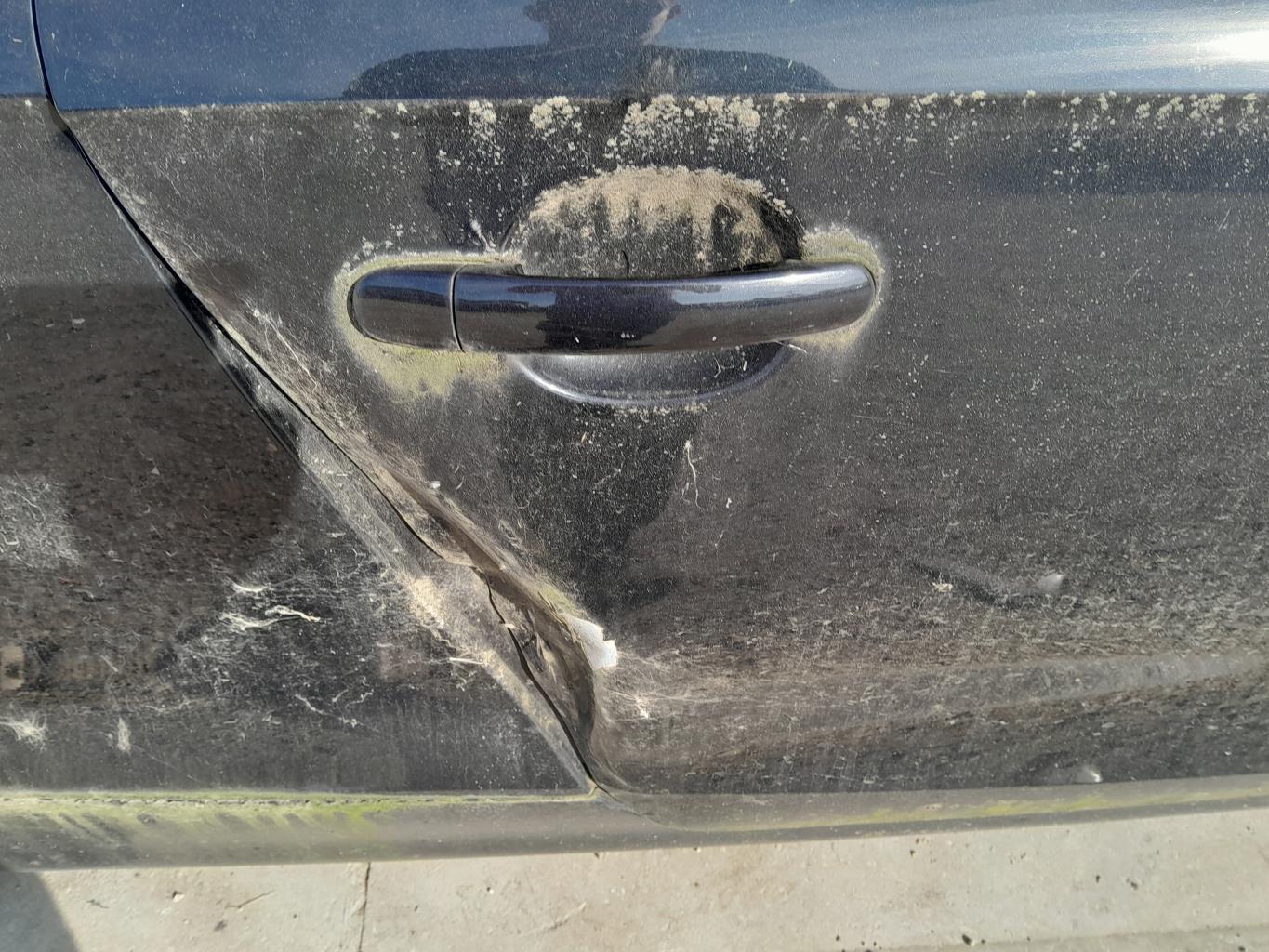 Poignee porte avant droit AUDI TT 2 COUPE PHASE 1 Essence - 1