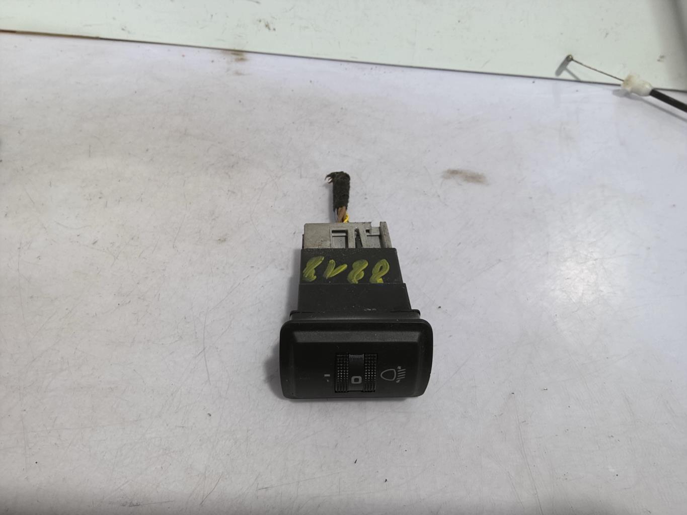 Commande de reglage hauteur de phare AUDI A4 1 PHASE 2 Diesel - 1