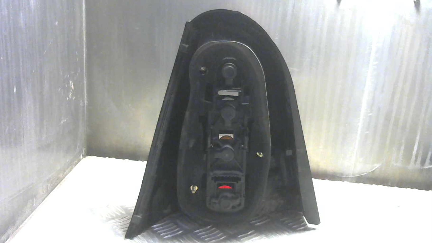 Fanale posteriore principale destro (luci) MERCEDES CLASSE A 168 PHASE 1 Diésel - 1