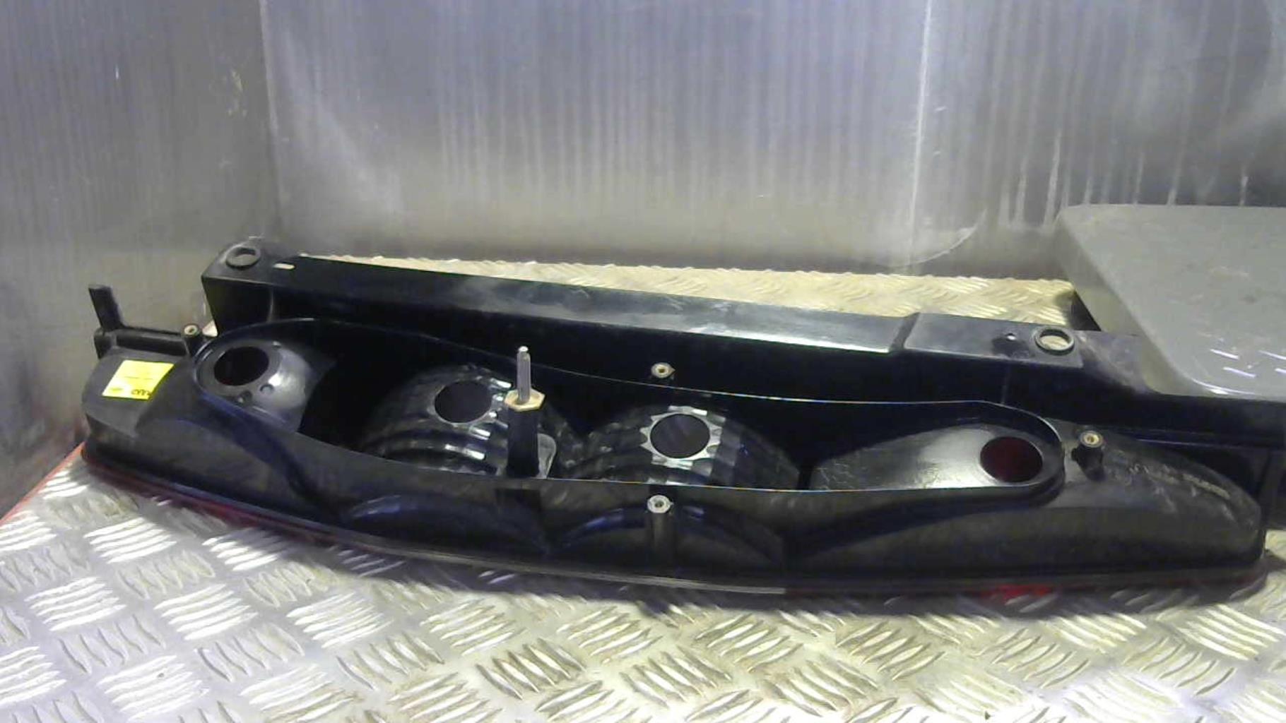 Fanale posteriore principale sinistro (luci) FIAT DOBLO 1 PHASE 1 Diésel - 1