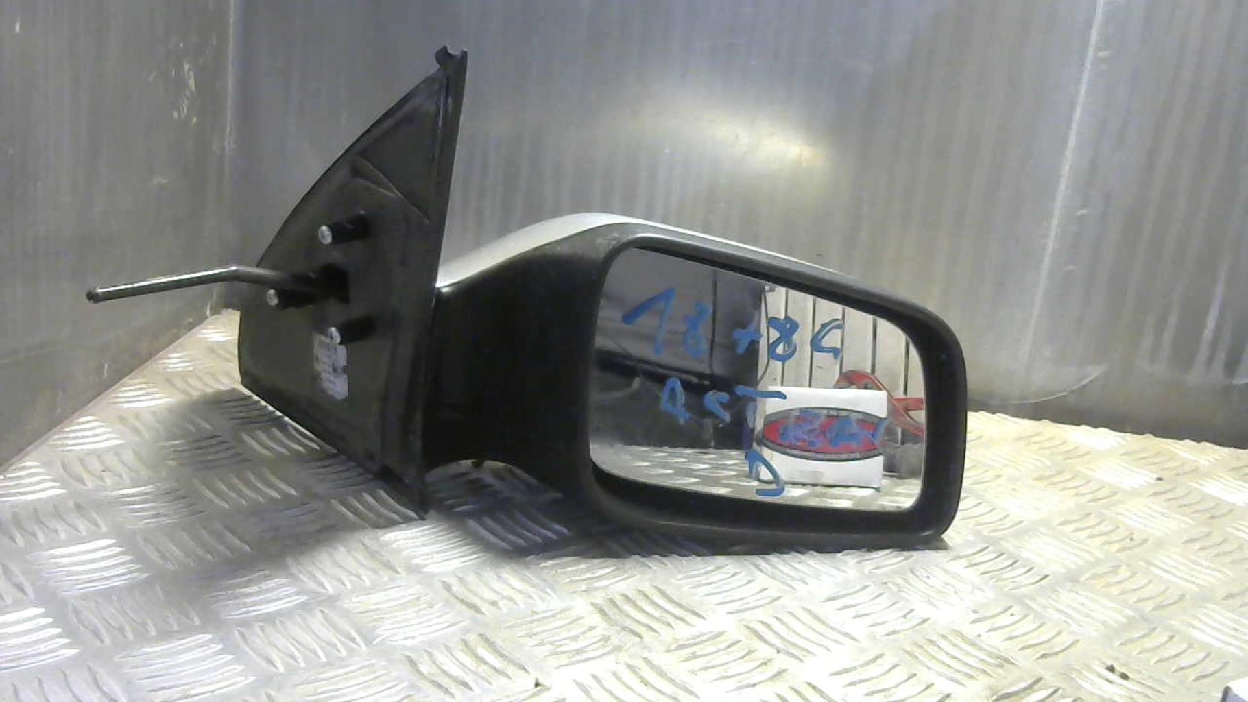 Retrovisor derecho