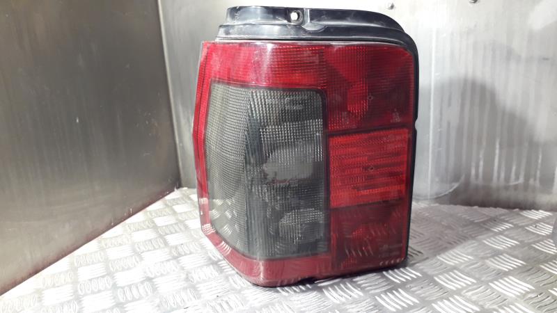 Fanale posteriore principale sinistro (luci)