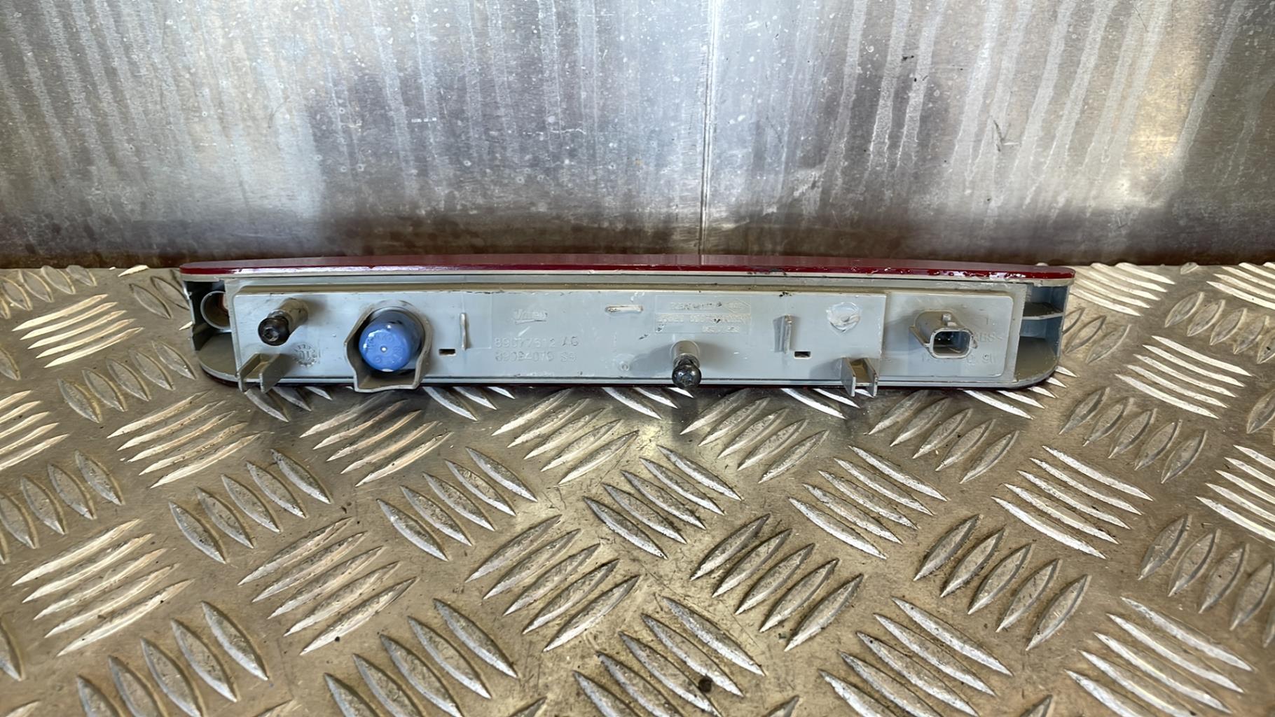 Luce stop centrale RENAULT MEGANE 3 PHASE 1 COUPE Gasolina - 1