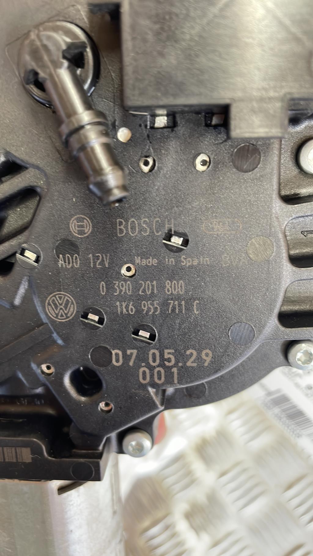 Motore tergicristallo posteriore VOLKSWAGEN GOLF 5 Gasolina - 1