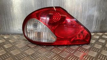 Fanale posteriore principale sinistro (luci)