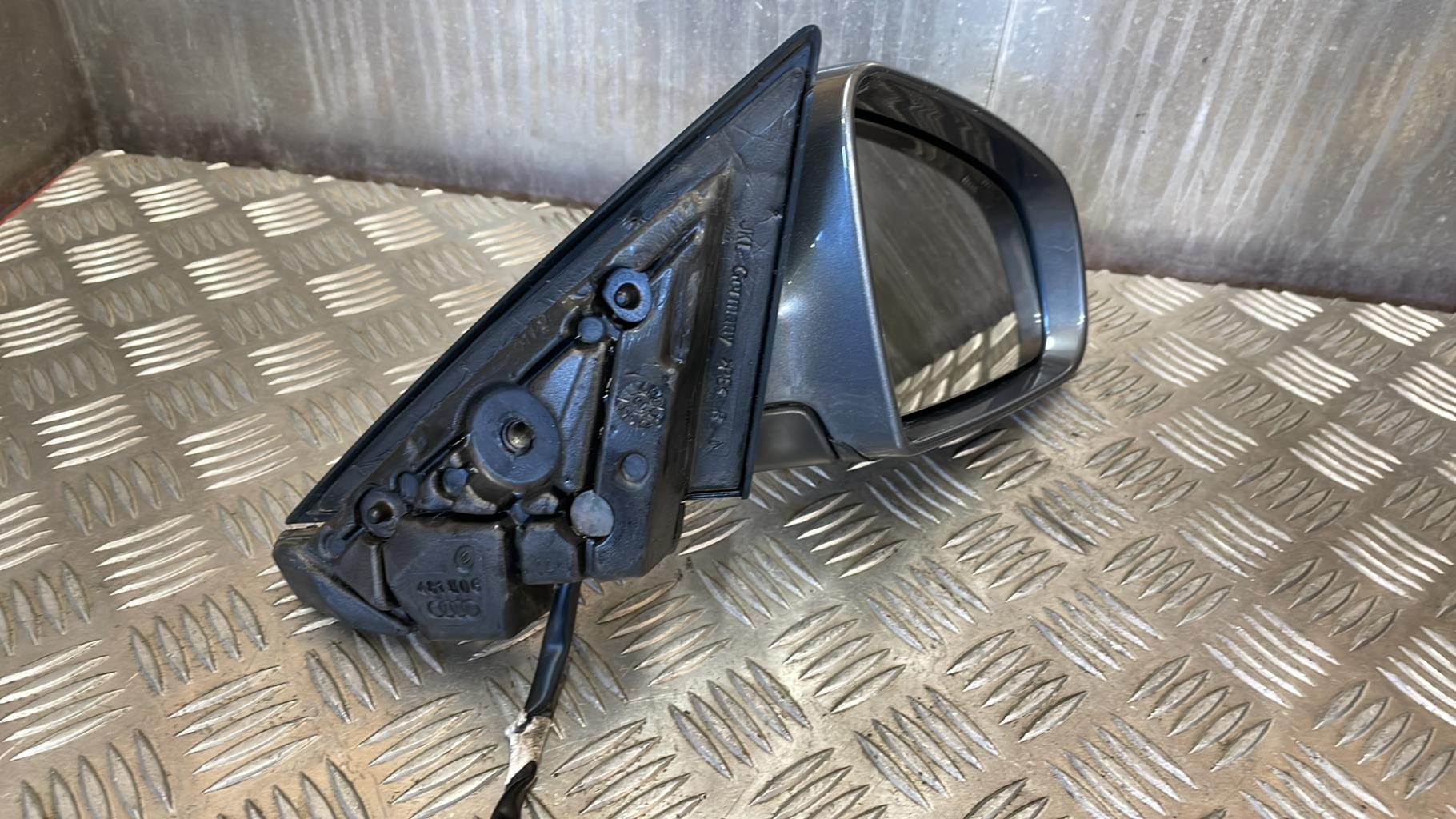 Retrovisor derecho AUDI A3 2 SPORTBACK PHASE 1 Diésel - 1