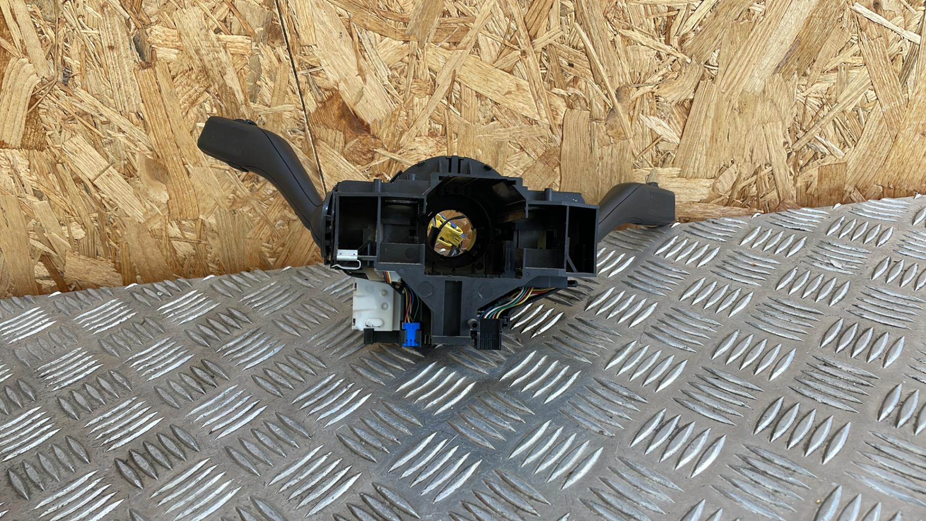 Devio guida completo con contatto spiralato SEAT TOLEDO 3 Diésel - 1