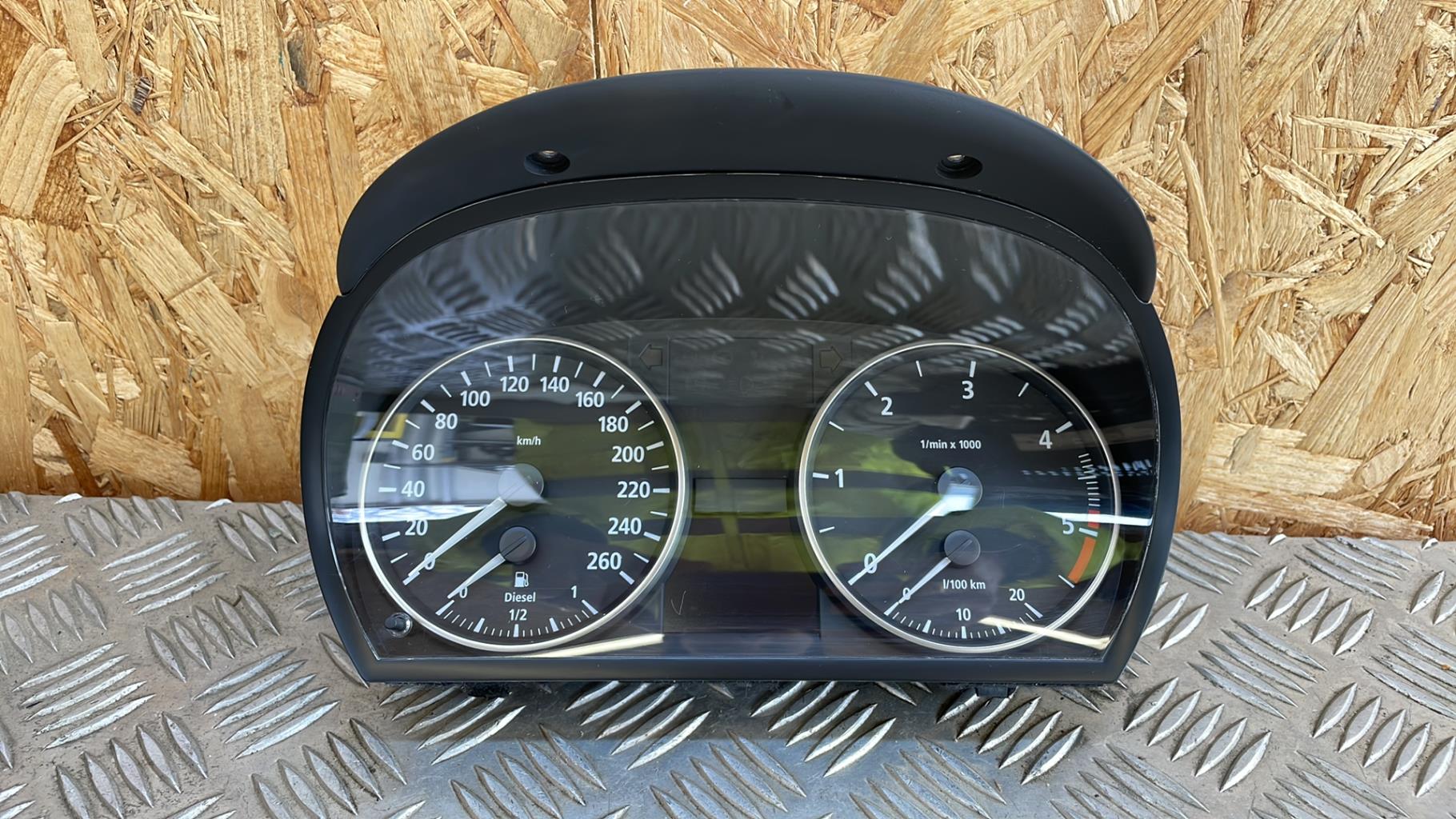 Tachimetro BMW SERIE 3 E90 PHASE 1 Diésel - 1