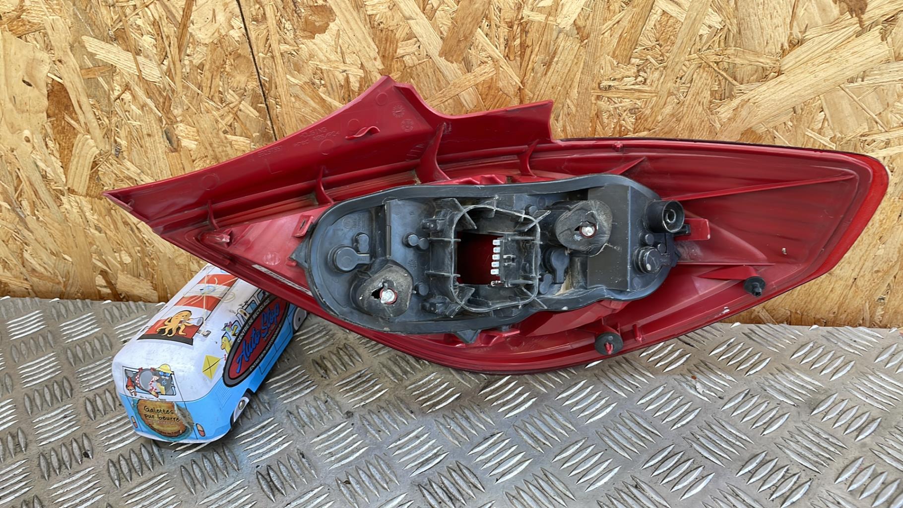 Fanale posteriore principale sinistro (luci) OPEL CORSA D PHASE 1 Gasolina/GLP - 1