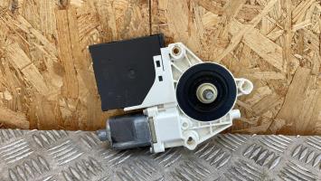 Motor de elevalunas delantero derecho