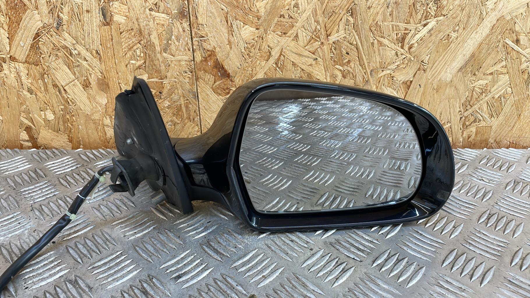 Retrovisor derecho AUDI A4 3 AVANT PHASE 1 BREAK Diésel - 1