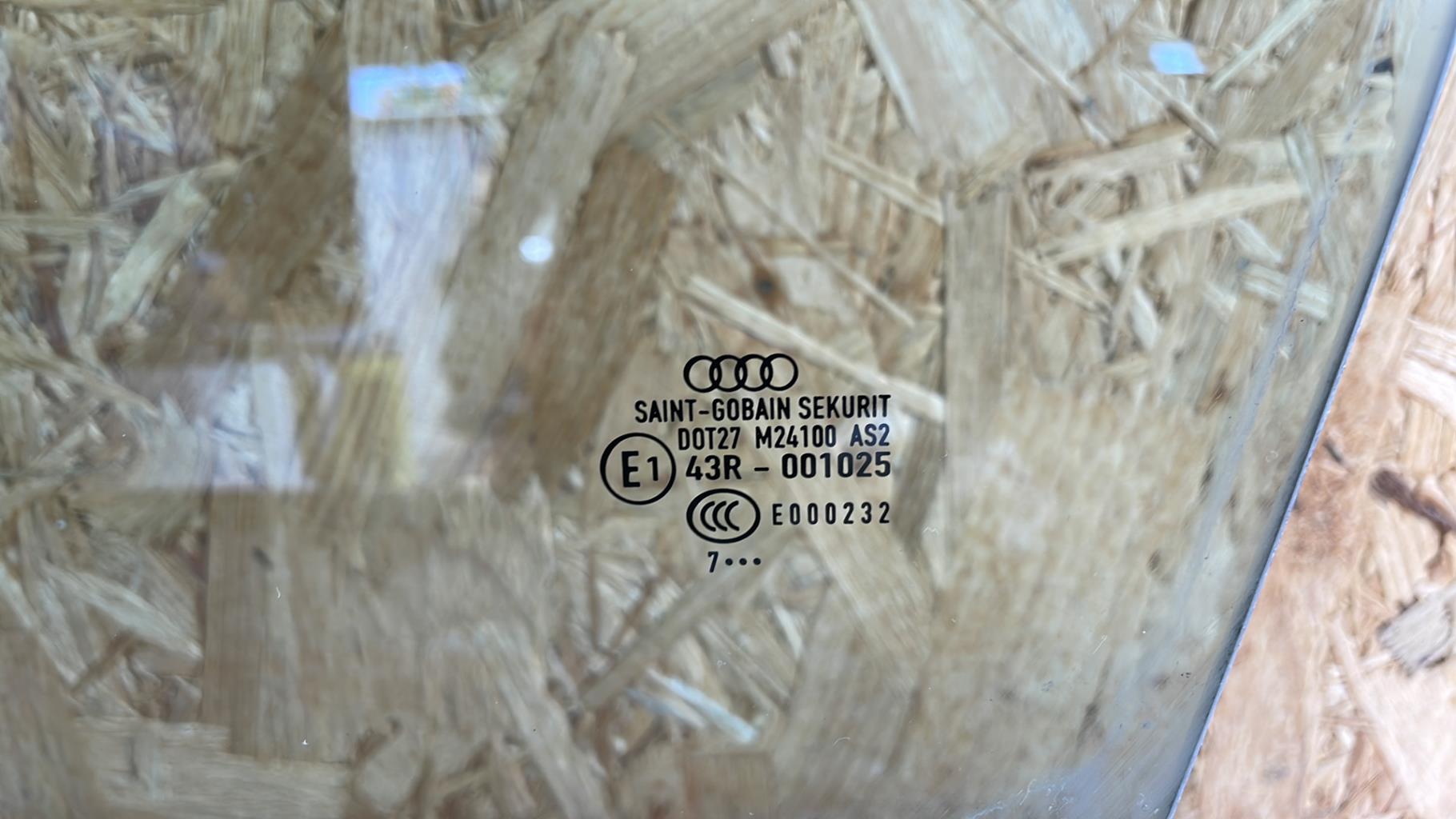 Vitre avant gauche AUDI A3 2 SPORTBACK PHASE 1 Diesel - 1