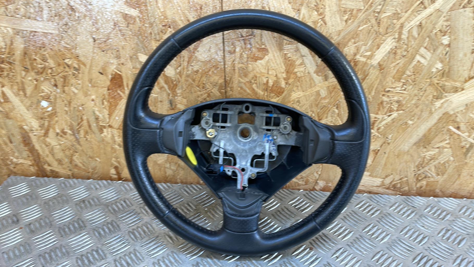 Volant PEUGEOT 207 PHASE 1 CABRIOLET Diesel - 1