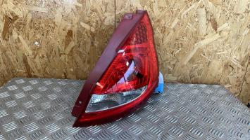 Fanale posteriore principale destro (luci)