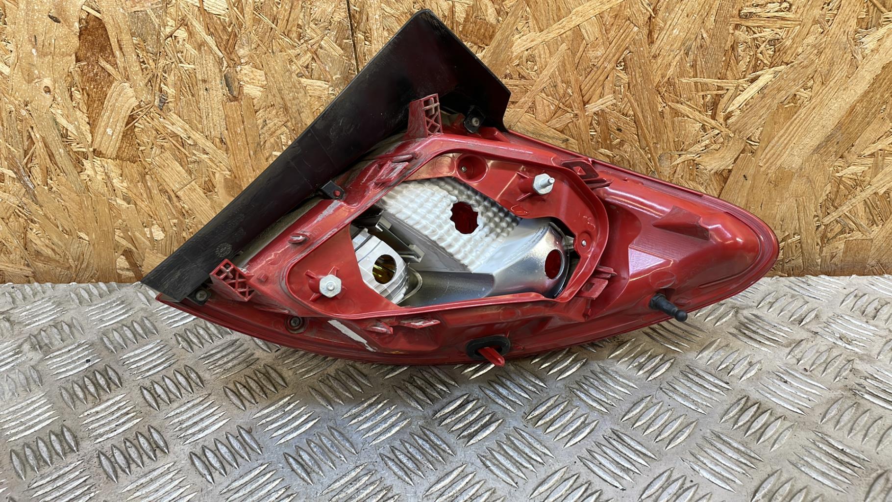 Fanale posteriore principale sinistro (luci) OPEL MERIVA B PHASE 1 Diésel - 1