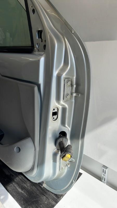 Porte avant gauche RENAULT KANGOO 1 PHASE 2 Diesel - 1