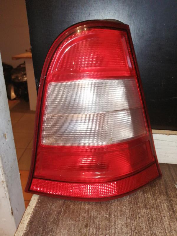 Fanale posteriore principale destro (luci) MERCEDES CLASSE A 168 PHASE 1 Gasolina - 1